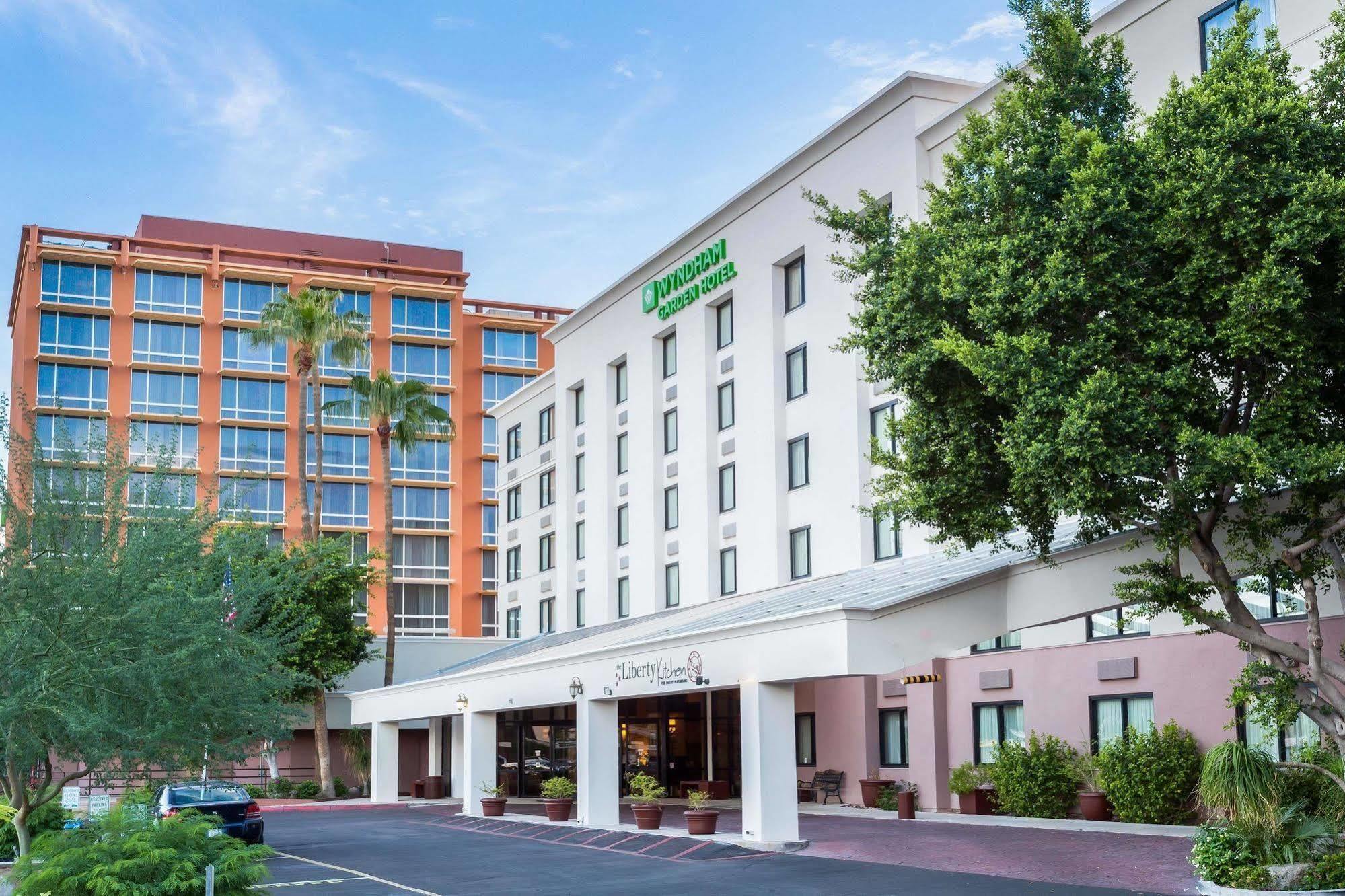 Midtown Garden Inn Phoenix Dış mekan fotoğraf